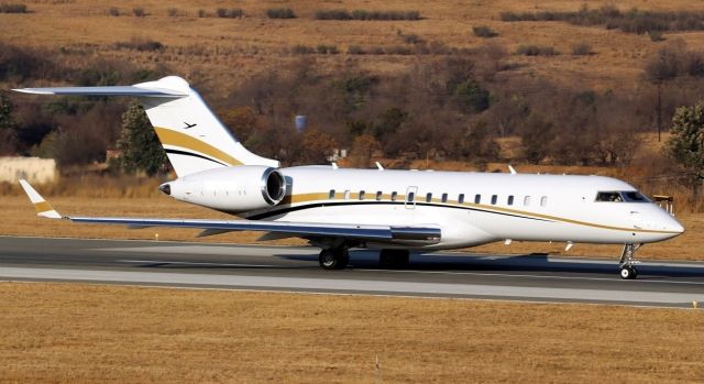 Bombardier Global Express (P4-BFW)