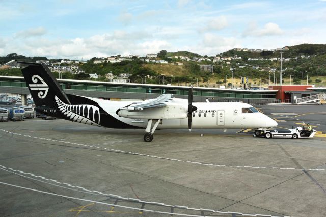 de Havilland Dash 8-300 (ZK-NEP)