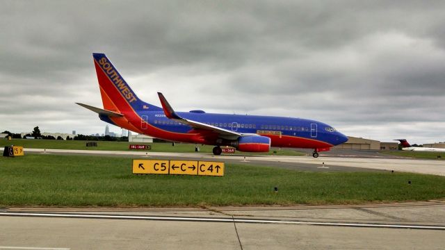 Boeing 737-700 (N225WN)