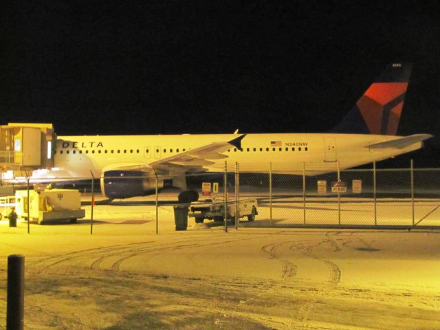 Airbus A320 (N340NW)