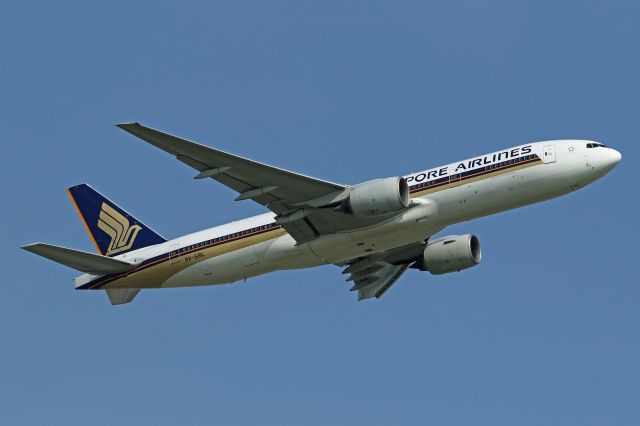 Boeing 777-200 (9V-SRL)