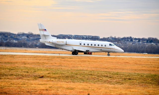 GILES G-200 (N597NE) - G200 holding short of runway 17 in Lincoln NE.