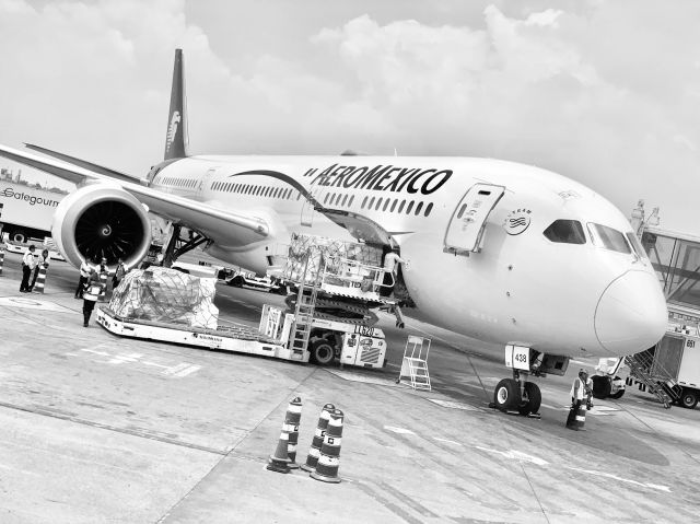 Boeing 787-8 — - Preparing flight Mexico City - Heathrow London.