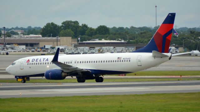 Boeing 737-800 (N3764D) - 5/12/21