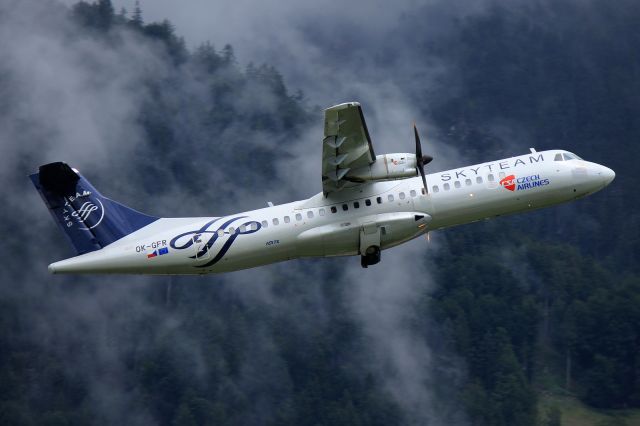 Aerospatiale ATR-72-500 (OK-GFR)