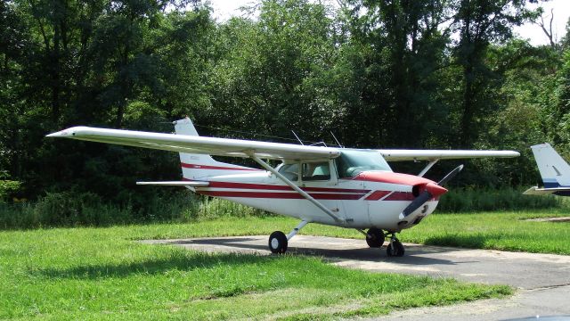 Cessna Cutlass RG (N5300D)
