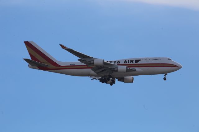 Boeing 747-400 (N745CK)