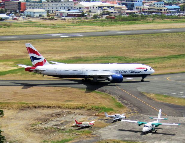 Boeing 777-200 (G-VIIX)