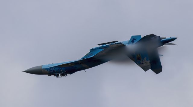 Sukhoi Su-27 Flanker —