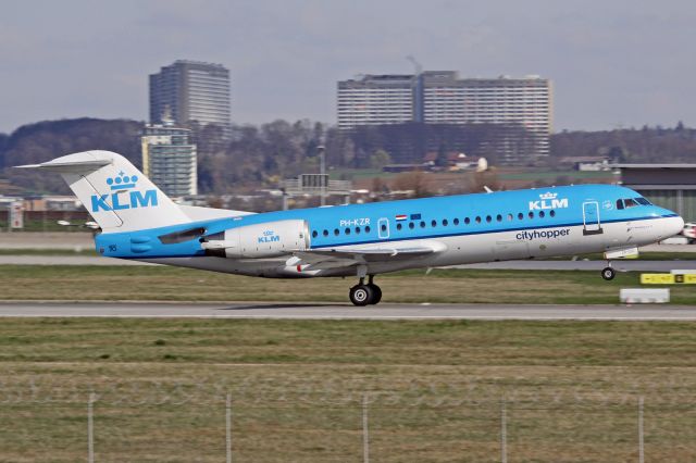 Fokker 70 (PH-KZR)