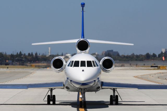 Dassault Falcon 900 (N286MJ)