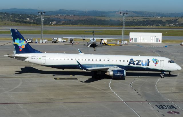 EMBRAER 195 (PR-AXR)