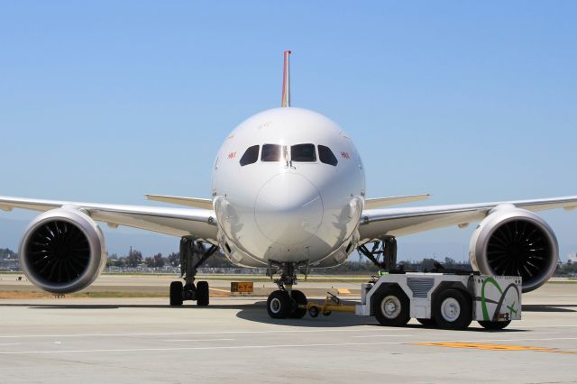 Boeing 787-8 (B-2759)