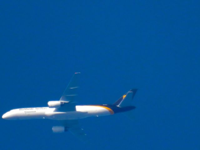 Boeing 757-200 (N449UP)