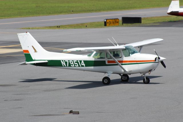 Cessna Skyhawk (N79514)