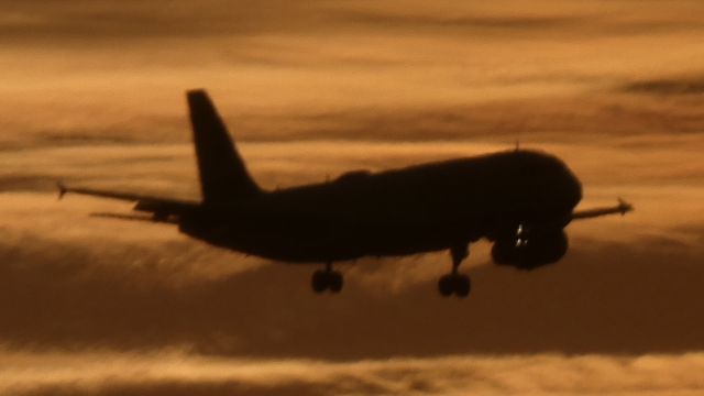 Airbus A320 (N659AW) - SILHOUETTE SHOT!!!