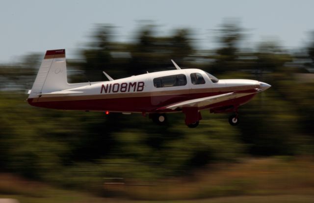 Mooney M-20 (N108MB) - Speed!