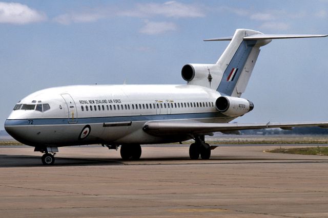 BOEING 727-200 (ANZ7272) - NEW ZEALAND - AIR FORCE - BOEING 727-22C - REG NZ7272 (CN 19895/658) - EDINBURGH RAAF BASE ADELAIDE SA. AUSTRALIA - YPED (27/1/1996)