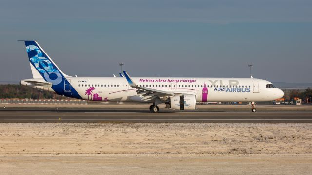 Airbus A321 (F-WWBZ)