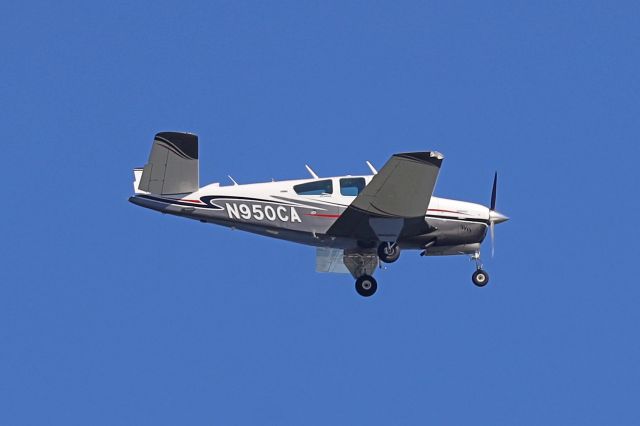 Beechcraft 35 Bonanza (N950CA) - Landing in Palo Alto, California