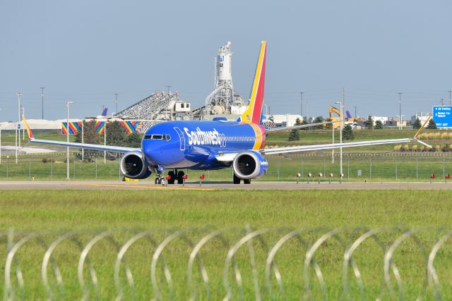 Boeing 737 MAX 8 (N8863Q) - Getting ready to line up on 5-L 08-25-23