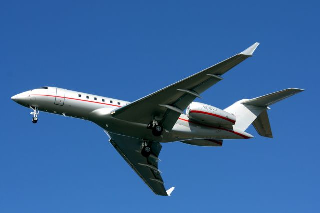 Bombardier Global 5000 (N500VJ)