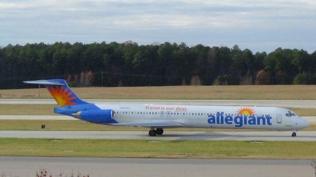 McDonnell Douglas MD-83 (N425NV) - Taken November 29, 2015. 