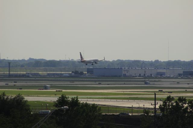 Boeing 737-800 (N873NN)