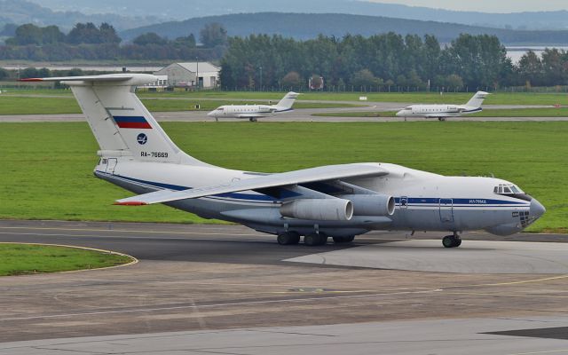 Ilyushin Il-76 (RA-76669) - russian air force il-76 ra-76669 arriving in shannon from new york 29/9/15.