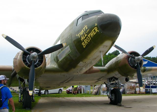 Douglas DC-3 (N88874) - AirVenture 2016