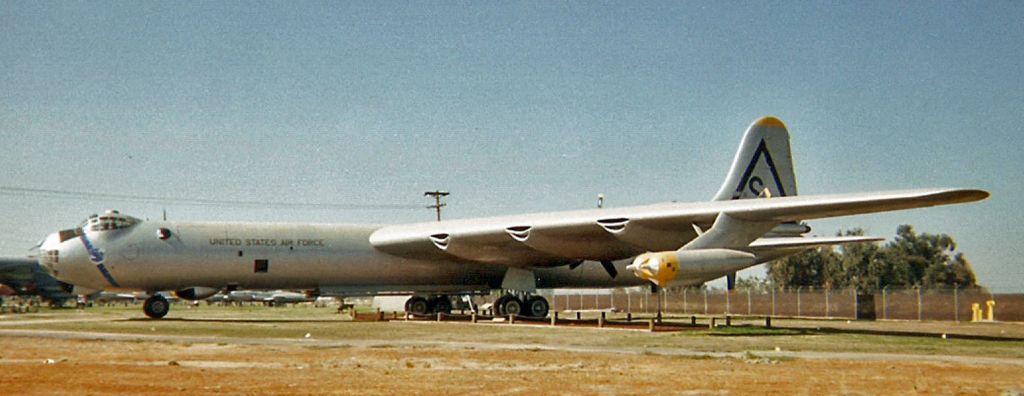 — — - Castle Air Museum B-36