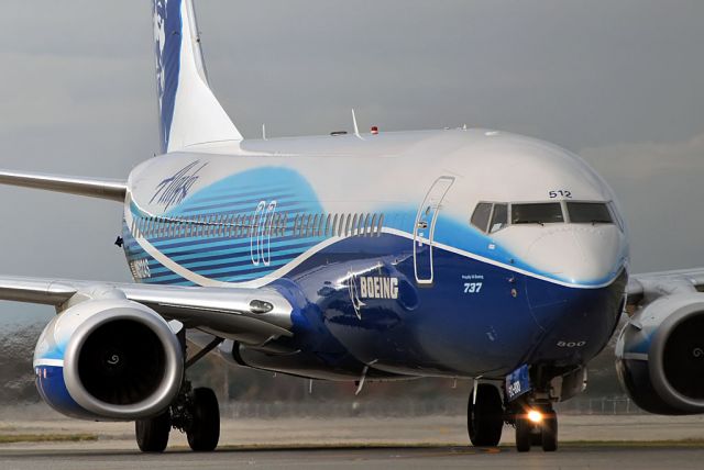 Boeing 737-800 (N512AS)