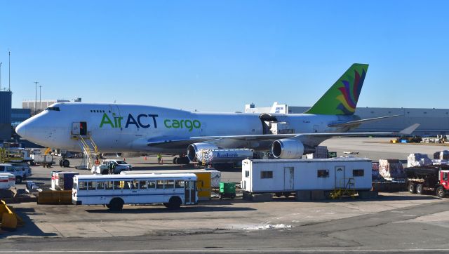 Boeing 747-400 (TC-ACF) - ACT Airlines Boeing 747-481(BDSF) TC-ACF in New York JFK 