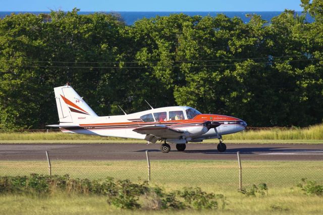 Piper Apache (N6044Y)