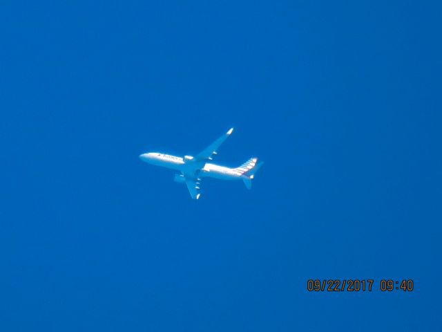 Boeing 737-800 (N315PE)