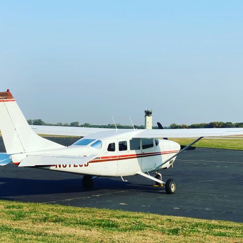 Cessna T207 Turbo Stationair 8 (N3728B)