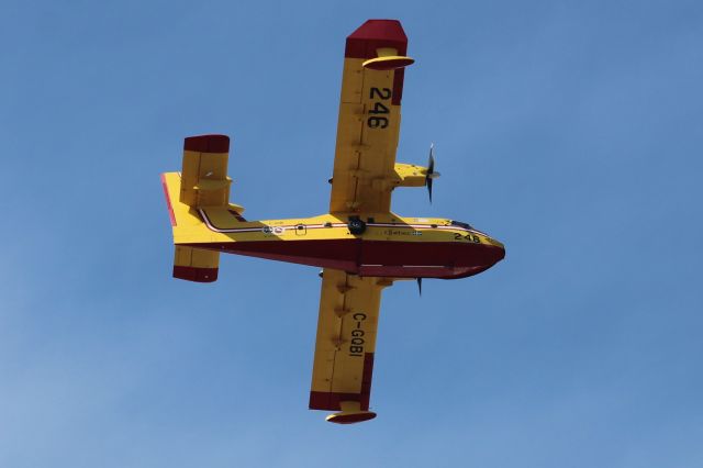 Canadair CL-415 SuperScooper (C-GQBI)