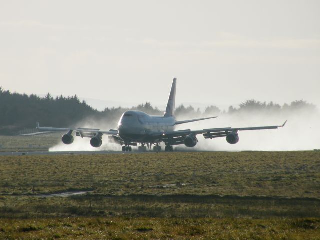 Boeing 747-400 (G-BNLR) - G-BNLR B747-436 BAW 114   KJFK LHR DIV TO EINN 18-12-2010  DUE WX LHR WITH FLAPS AND SPOILERS EXTENDED AND SPRAY FROM REVERSE TRUST .