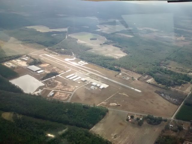 Cessna Skyhawk (N738ZC) - Calhoun County airport