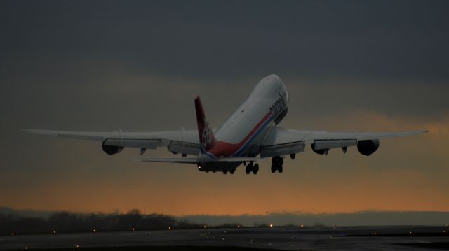 BOEING 747-8 (LX-VCH)