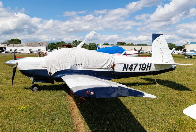 Mooney M-20 (N4719H)