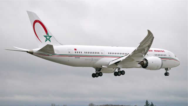 Boeing 787-8 (CN-RGB) - BOE152 on final to Rwy 16R to complete a flight test on 12/23/14. (ln 248 / cn 43817). This will be the first Dreamliner for RAM.