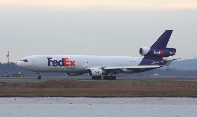 Boeing MD-11 (N582FE)