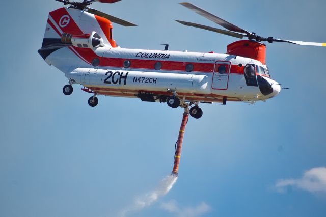 N472CH — - Type 1 helicopter dropping water on a vegetation fire. 2020