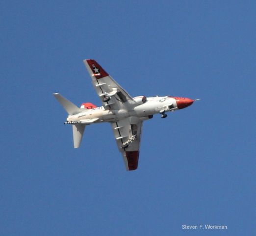 — — - T-45 Goshawk KJNL On Base for Rwy 36 Cannon Ti-2