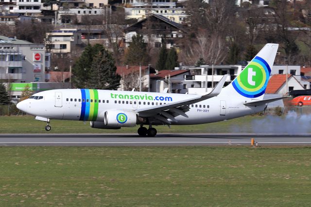 Boeing 737-700 (PH-XRY)