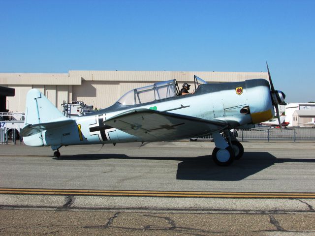 North American T-6 Texan (N7969C) - Taxiing to display area