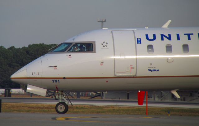 Canadair Regional Jet CRJ-700 (N756SK)