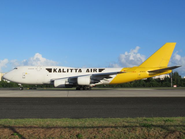 Boeing 747-400 (N740CK)