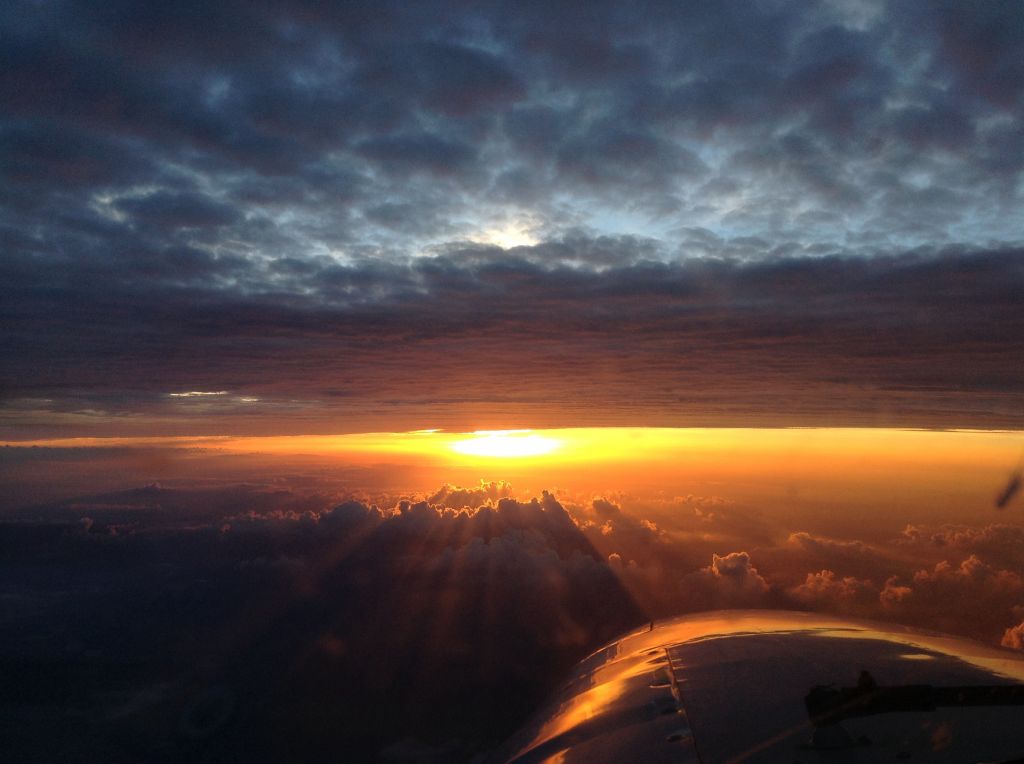 Piper Cheyenne 2 (N237PC) - Medevac sunset flight to OKC